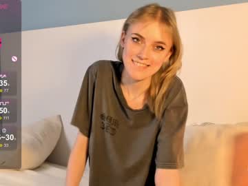girl
        beckyherington cam image #4126720
