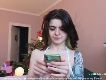 girl
        hairy_mary_ cam image #3189564