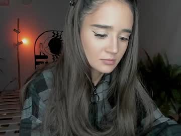 girl
        lonelly_lolly98 cam image #322523