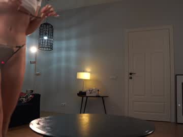 girl
        _mariarty_ cam image #5894771