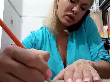 girl
        cheatinwife cam image #320117
