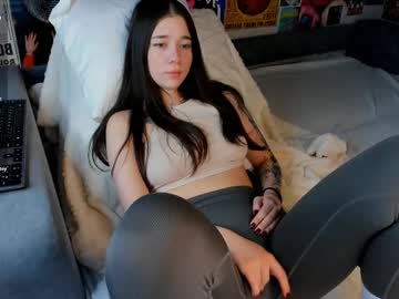 girl
        flirtykitty_ cam image #6432988