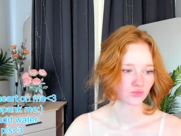 girl
        navy_blush cam image #3476252
