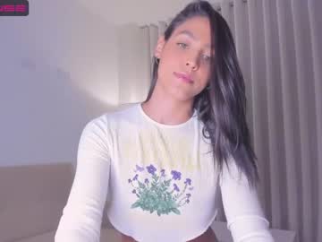 girl
        amelia_johnson cam image #1760718