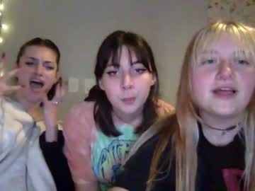 girl
        wallabyxxx cam image #422929