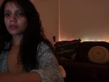 girl
        lady_episteme cam image #3246594