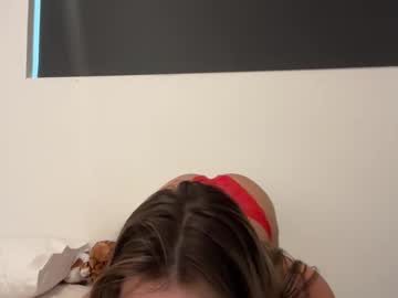 girl
        cassies1 cam image #5105869