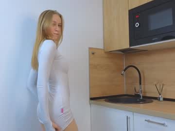 girl
        tellarhackes cam image #4701501