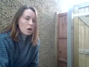 girl
        eatmypie69 cam image #2889980