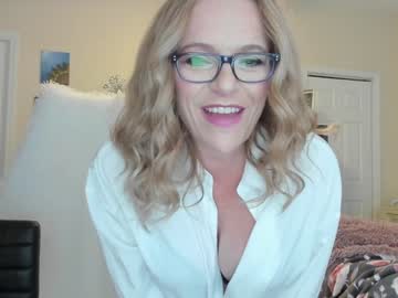 girl
        laceycoffeegirl cam image #6929344
