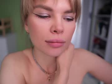 girl
        love_you_to123 cam image #6753089