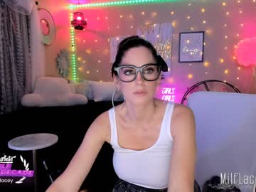 girl
        milf_lacey cam image #901632