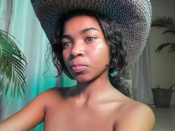 girl
        estefy_arroyo cam image #4381254