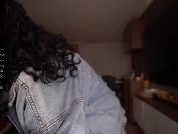 girl
        mykinkybunny cam image #2697632