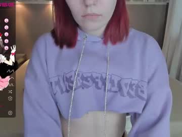 girl
        lisa_holt cam image #1184435