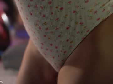 girl
        alejastorm cam image #1248900