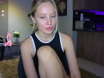 girl
        callme_star cam image #4369720