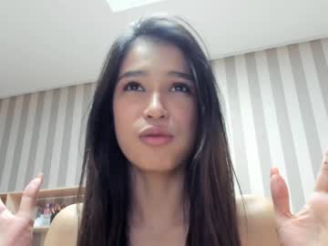 girl
        aki_kin cam image #580199