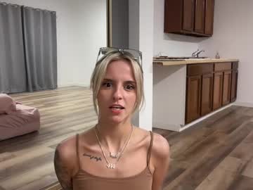 girl
        lunahadley cam image #5331269