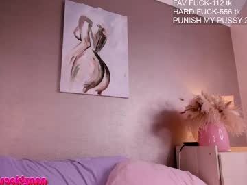 girl
        leylabrooklyn cam image #6643429