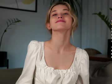 girl
        taitehambelton cam image #5178096