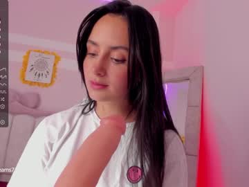 girl
        annie_dreams cam image #2339845