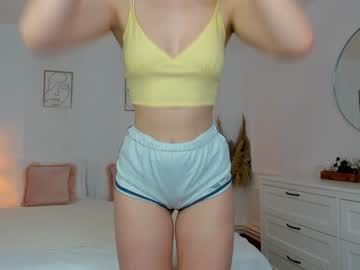 girl
        rennatha21 cam image #1323517