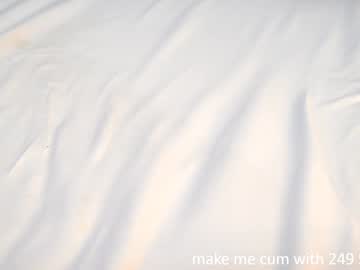 girl
        dovia cam image #2106237