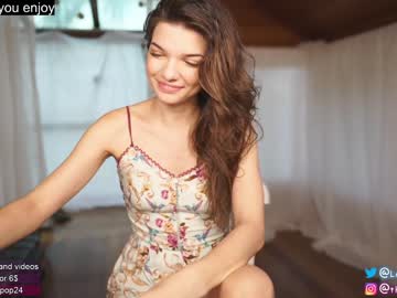 girl
        loollypop24 cam image #829875