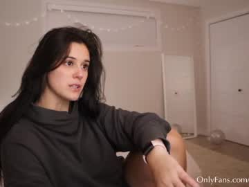 girl
        onlyems23 cam image #157690