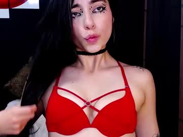 girl
        hollyxx_ cam image #2697873