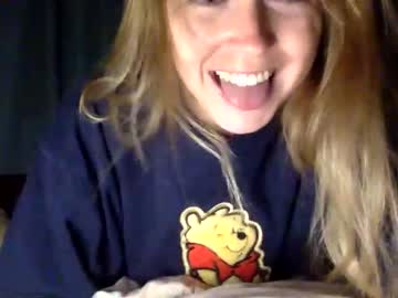 girl
        winterbunny69 cam image #4044771