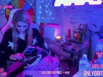 girl
        butterybubblebutt cam image #1120162