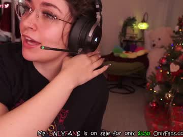 girl
        evelynpiers cam image #501308