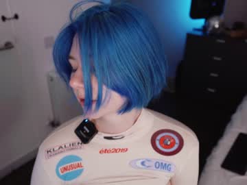 girl
        vixenp cam image #2568902