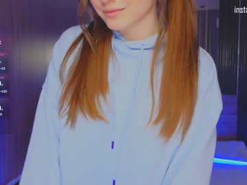 girl
        yes_ready cam image #4530015