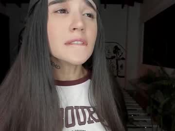 girl
        lonelly_lolly98 cam image #572923