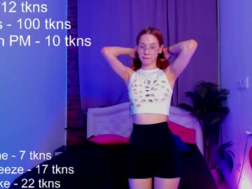 girl
        elizabeth_daily cam image #6328884