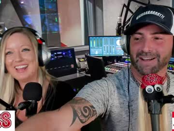couple
        whaaaaaaaat cam image #2814668