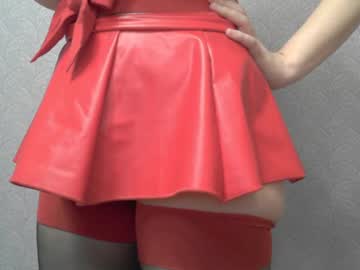 girl
        playful_goldie cam image #6733703