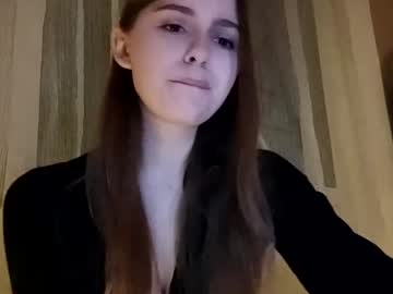 girl
        jennyjansen cam image #2431635