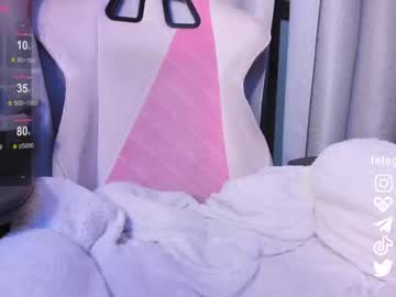 girl
        elizabethbritanny cam image #4630950