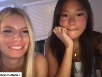 girl Live Cam Girls Love To Strip Naked For Their Viewers with lolkylie