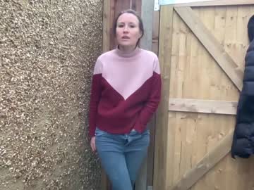 girl
        eatmypie69 cam image #3449506