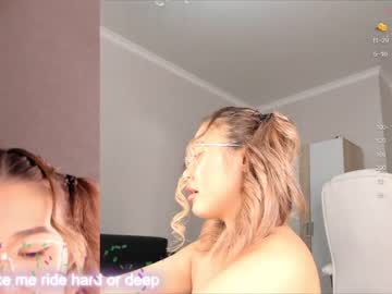 girl
        jee__son cam image #3101756