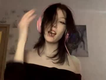 girl
        linettehamling cam image #6595926
