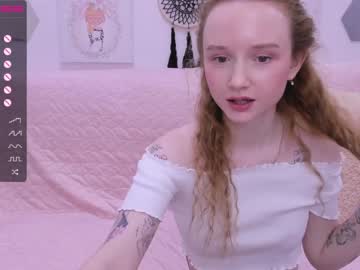 girl
        hillikitt cam image #645698