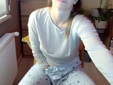 girl
        erotic_vibe cam image #5554685