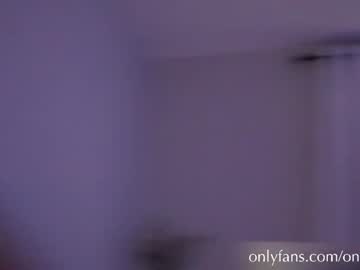 girl
        onlyems23 cam image #3814606