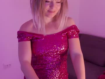 girl
        antonia_shine cam image #916066